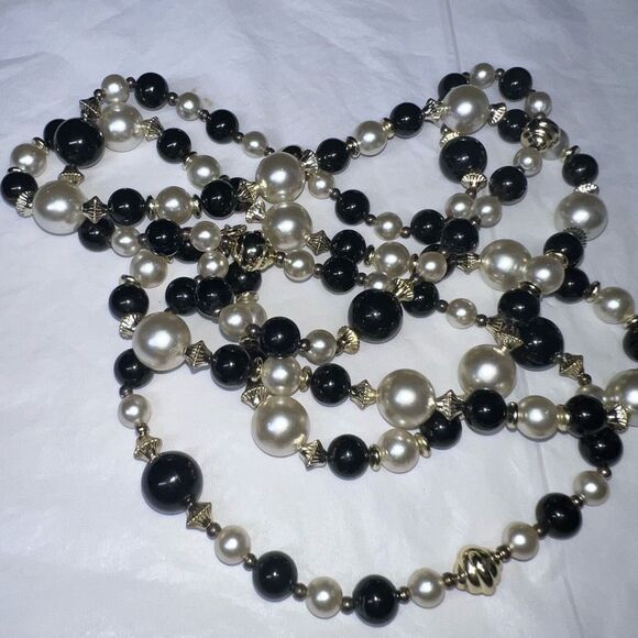 Vintage Double Strand Black Bead and Faux Pearl Necklace - Picture 7 of 7